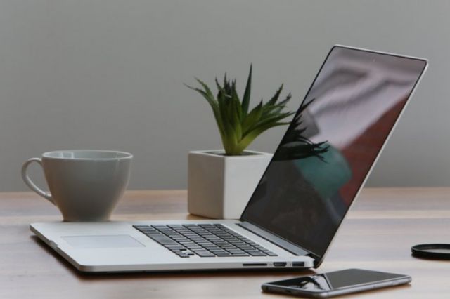 5 Cara Ganti Wallpaper Laptop yang Mudah dan Praktis (Sumber: Kapanlagi)